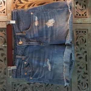 American Eagle Women's denim shorts size 4